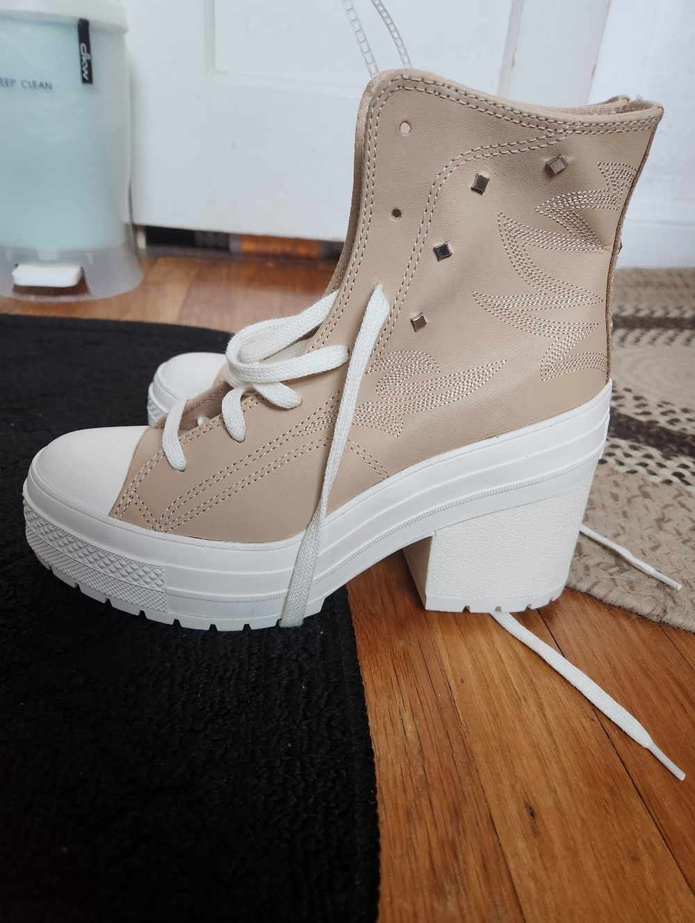 Converse Chucks 70 De Luxe Heel Platform Sneaker Boot